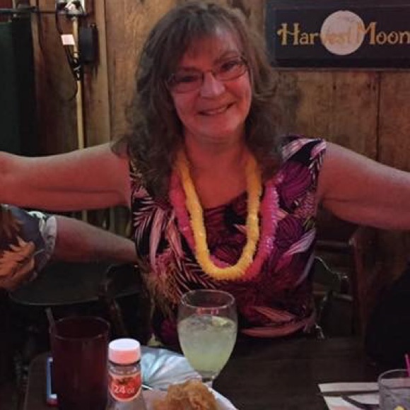 Meet your Posher, Rita Posh Ambasador Fast Shipper - Picture 1 of 1